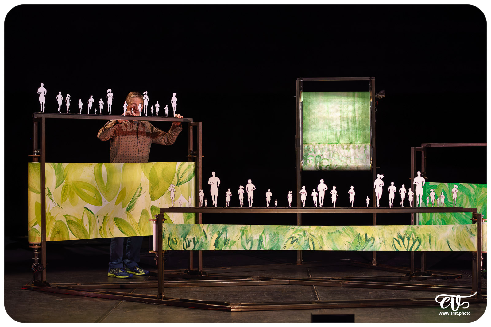 OÙ COURS-TU COMME ÇA ? (CIE PUCEANDPUNEZ)